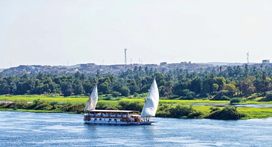 Amoura Dahabiya