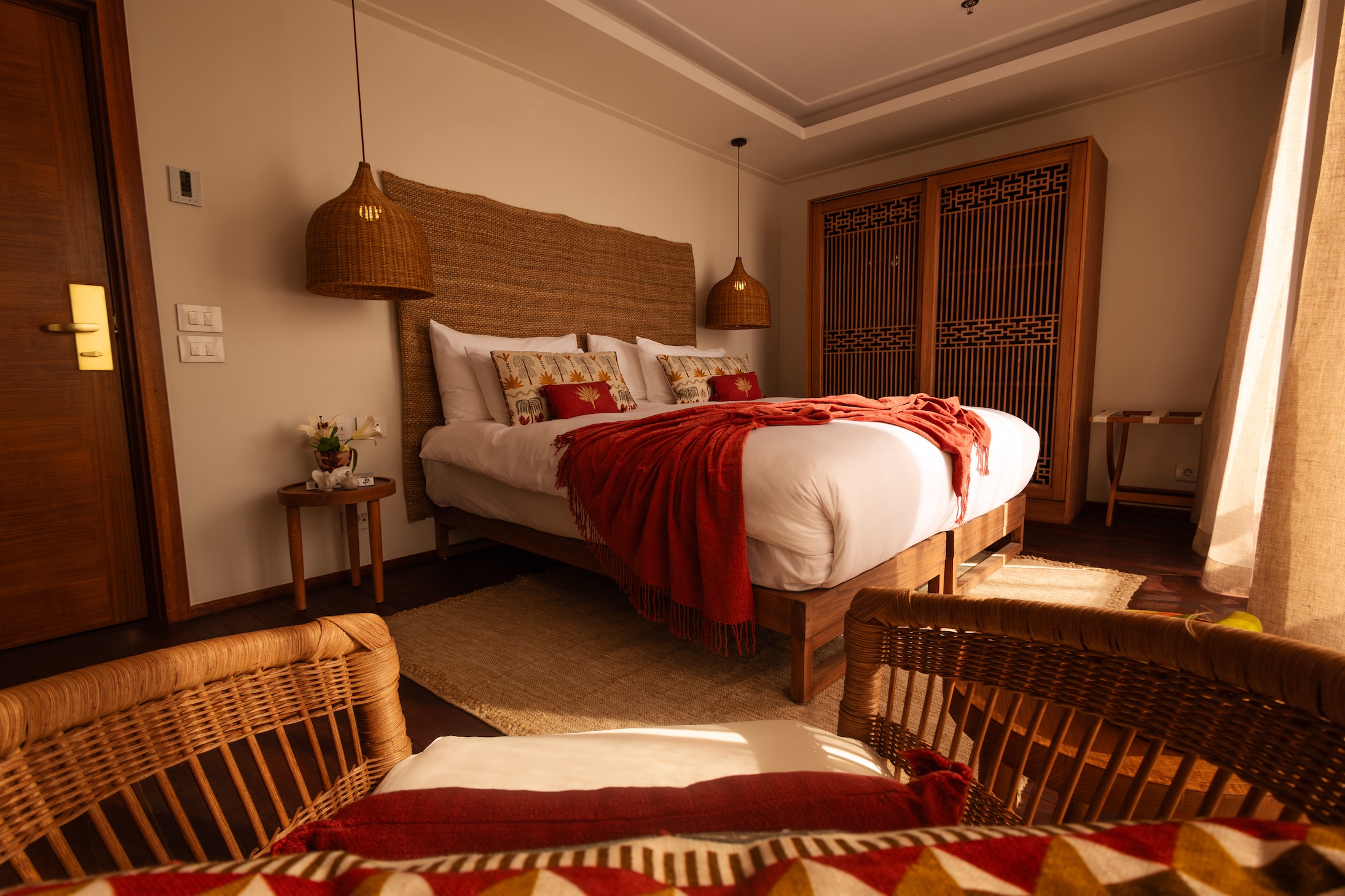 Warmly furnished cabin aboard Gaia Dahabiya