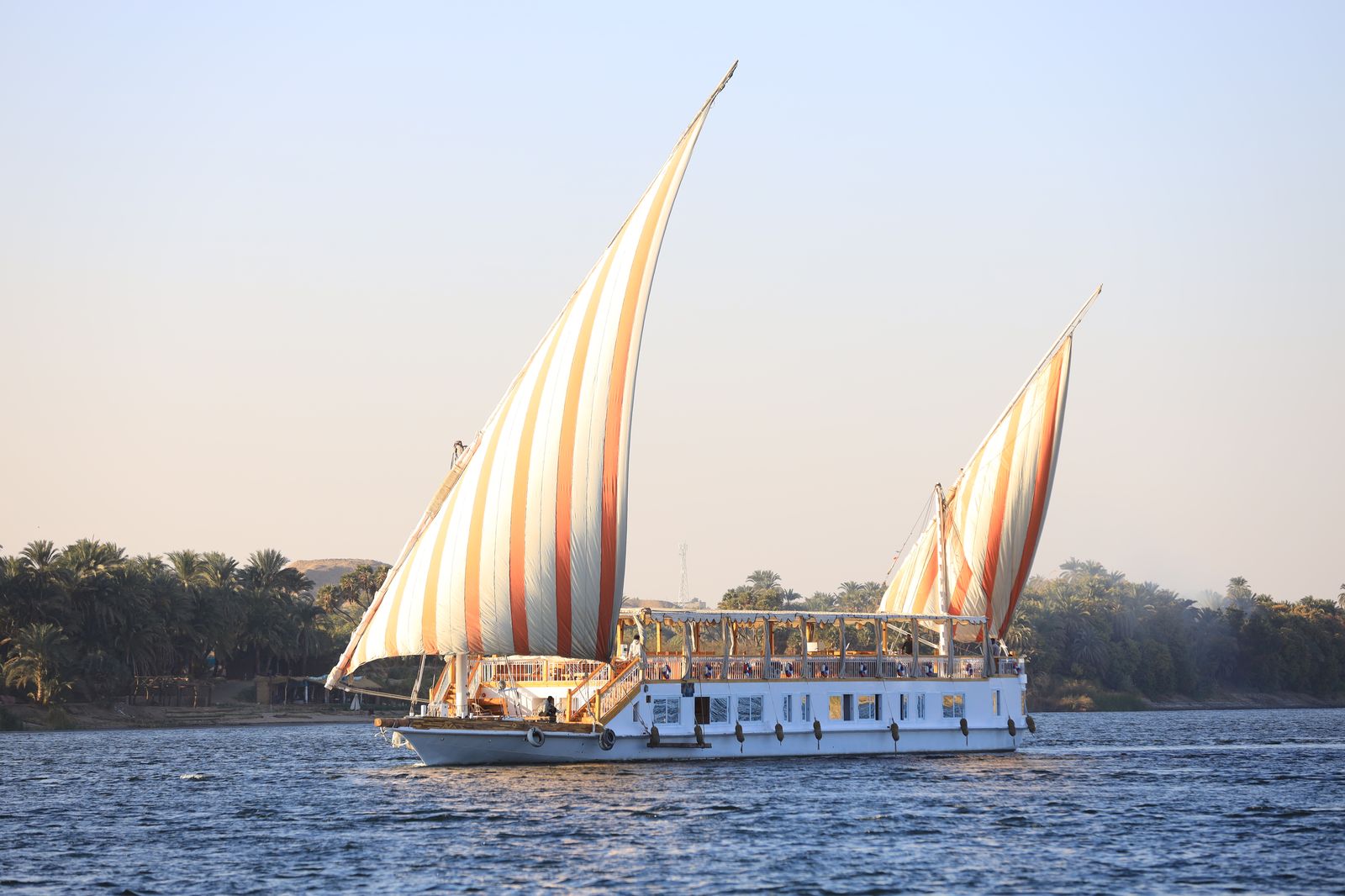 Three Pyramids Dahabiya