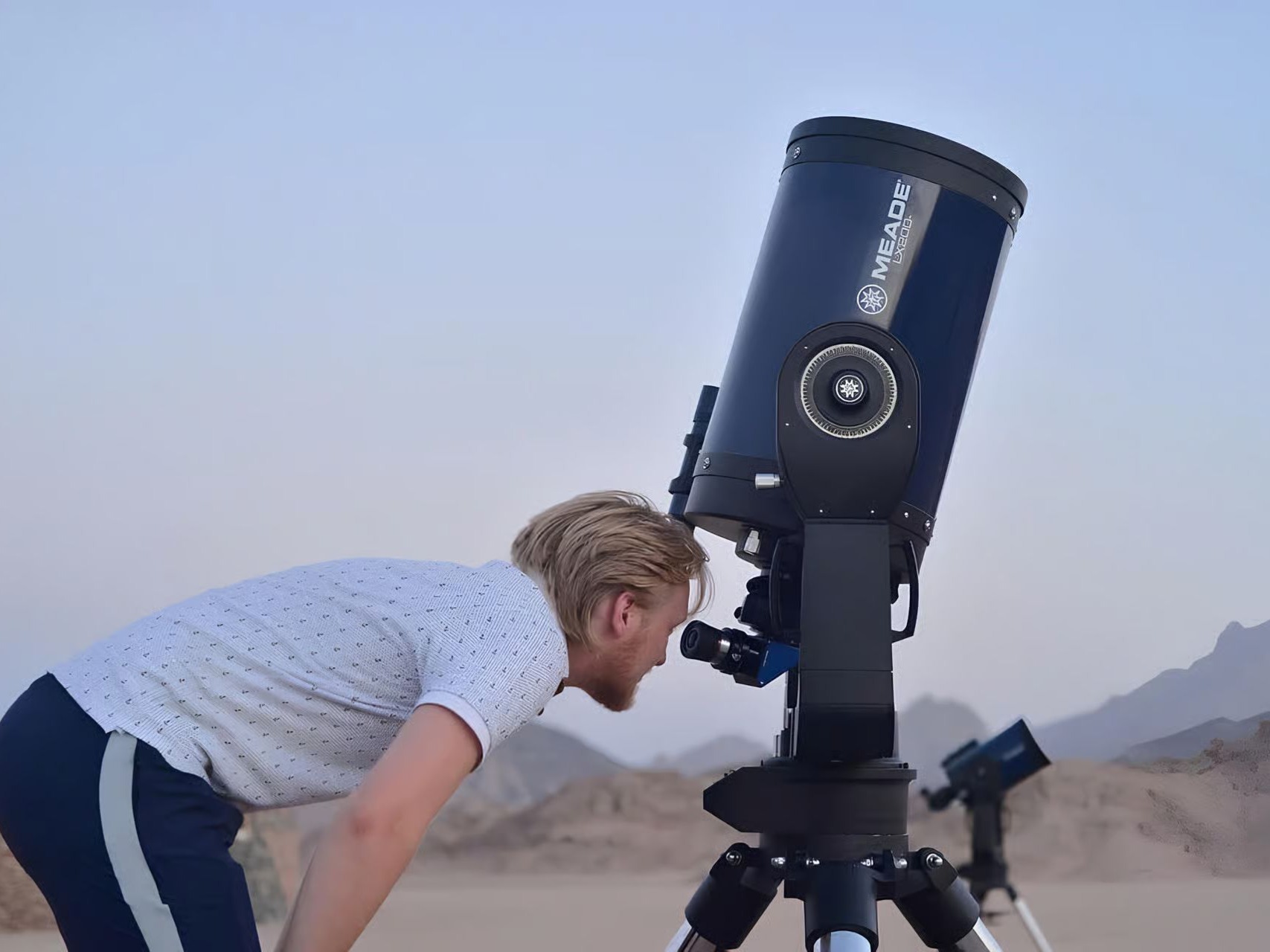 Stargazing with telescope