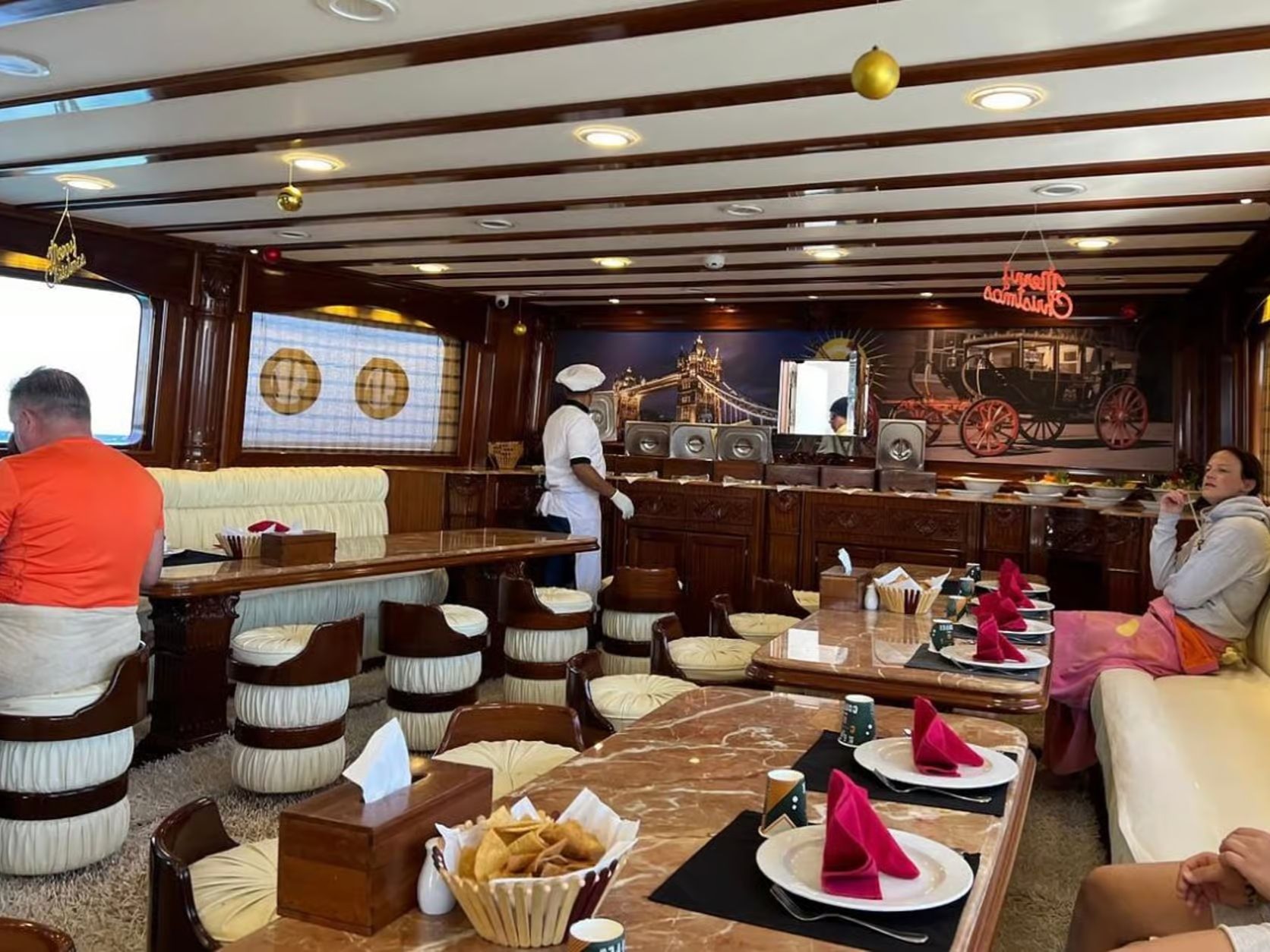 Onboard bar with fruit