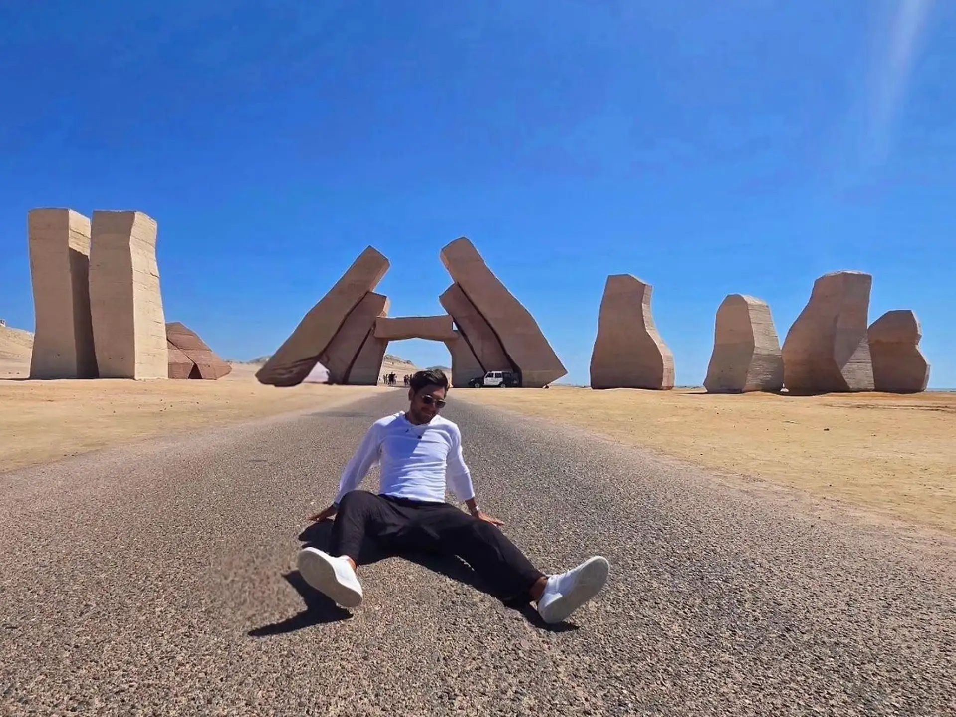Traveller at the Allah Gate